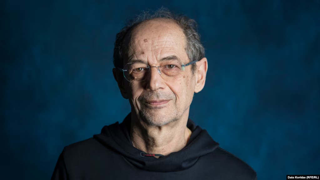 "არ მახსოვს შემთხვევა, ცენზორს ეღიარებინოს, რომ პოლიტიკური მოტივით კრძალავს ხელოვნების ნაწარმოებს" - გოგი გვახარია მოხსნილ პრემიერას ეხმიანება