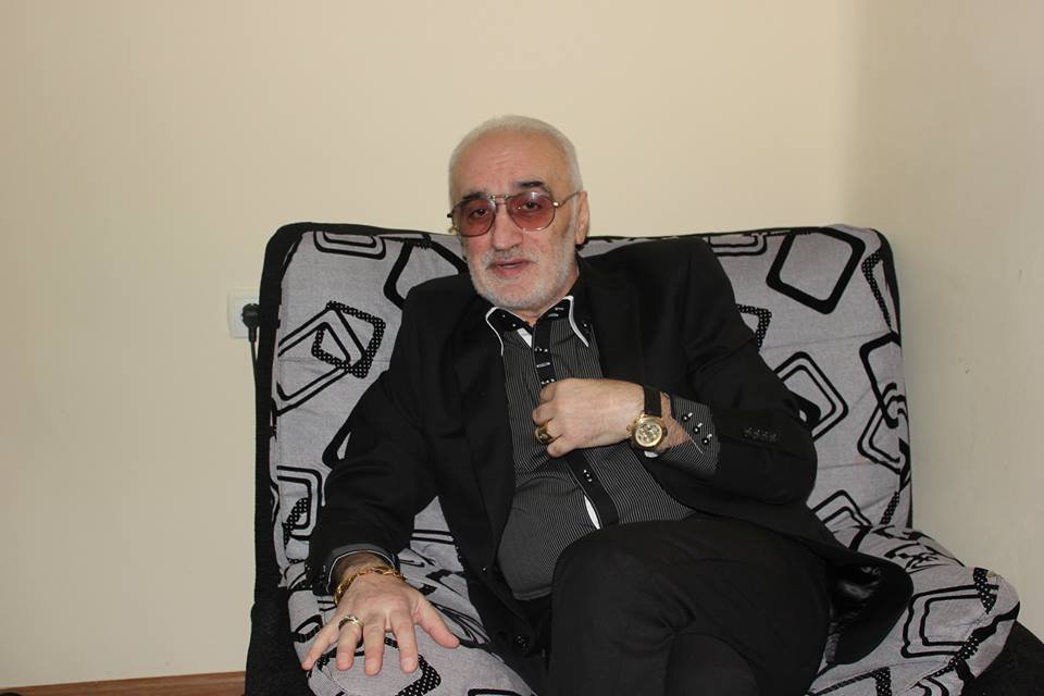 გოჩა ლორია