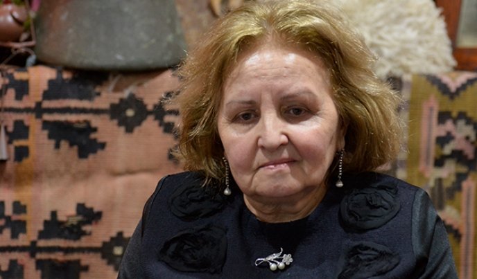 "...თეთრწვერა მოხუცი გაქრა. დედამ სრულიად მარტომ გამაჩინა, თანაც ტკივილი არ უგრძვნია. გაოცებული იყო" - ეთერ თათარაიძე თავისი დაბადების საკრალური ისტორიით