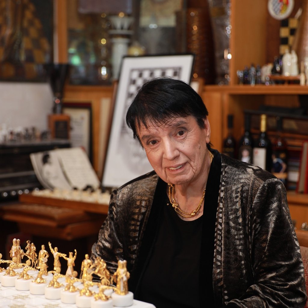 "სიცოცხლე რომ გაიხანგრძლივოთ, ასაკში აკეთეთ ის, რაც გსიამოვნებთ" - ჭადრაკის დედოფლის რჩევები