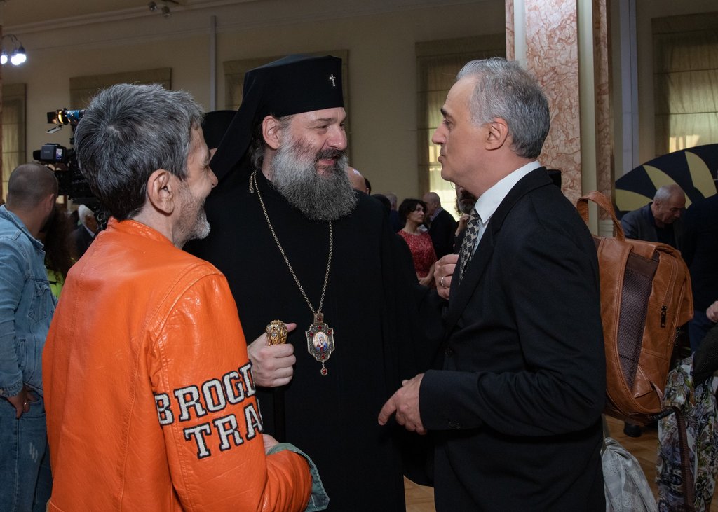 შიო მუჯირი