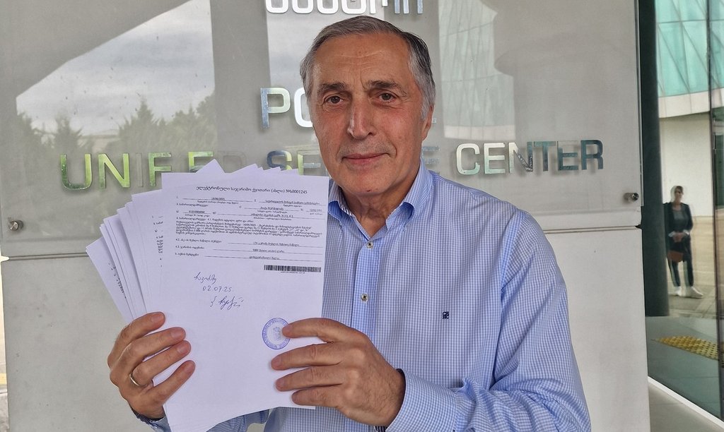 "წელს, აქ ვღებულობ მილოცვებს, რაც ასევე დაუვიწყარი იქნება" - პაატა ბურჭულაძე 71 წლის გახდა