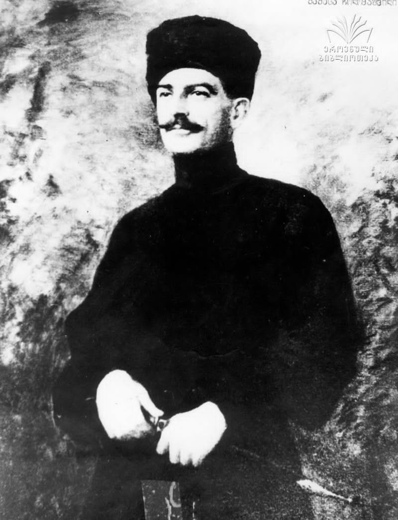 ქაქუცა ჩოლოყაშვილი