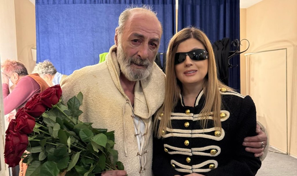 "ქართული თეატრის მეფისგან, ეს თბილი ჩახუტება, უდიდესი პატივია" - დიანა ღურწკაია ზურა ყიფშიძის მეფე ლირით აღფრთოვანებულია