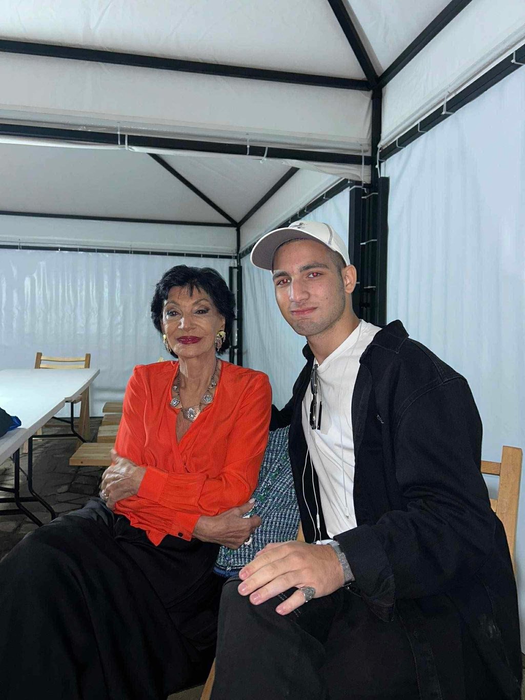 ზურაბ ხალვაში