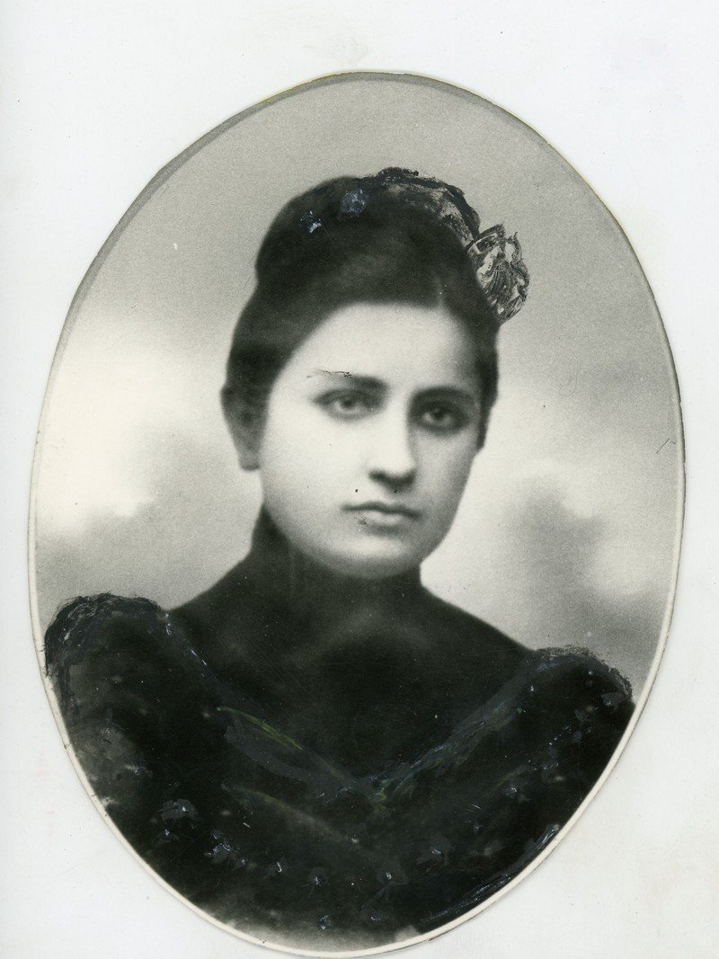 კატო სვანიძე
