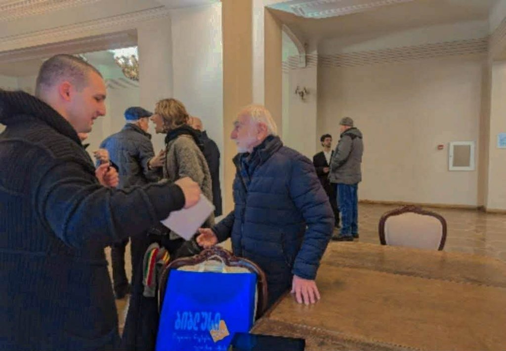 ზურაბ ხალვაში