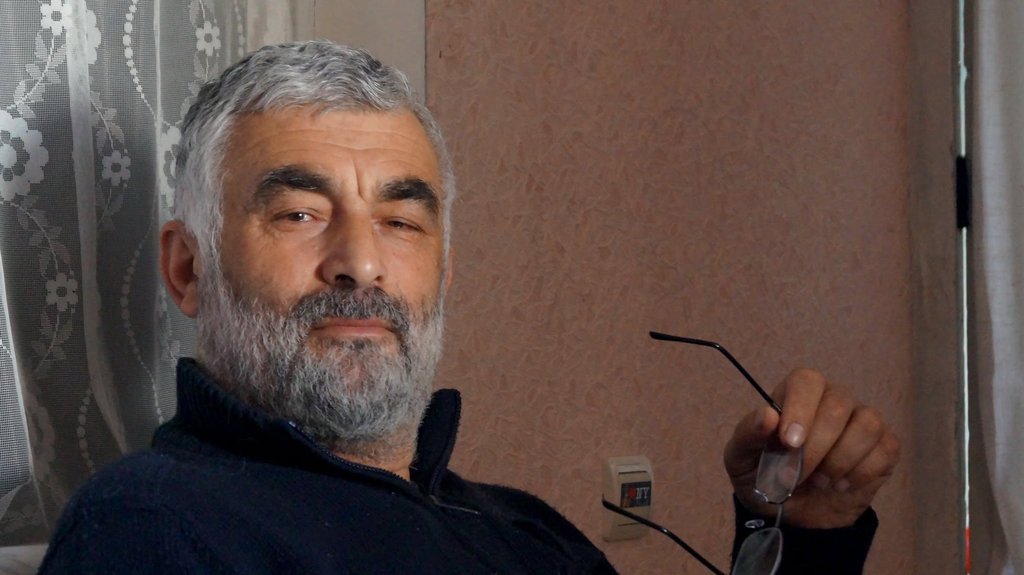 "შეიძლება მღვდელს არც ჯიპი ჰყავდეს და არც ღიპი ჰქონდეს, მაგრამ თავი მოგაკვლევინოს, ისეთი უგუნური და უმეცარი იყოს" - მამა გურამ ოთხოზორია